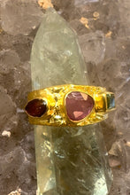Load image into Gallery viewer, Ruby center ring