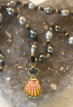 Load image into Gallery viewer, Sunny pearls