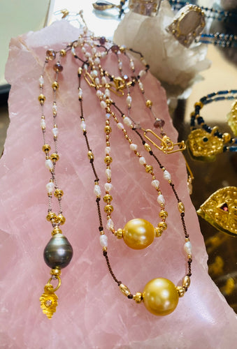 Pearl knots