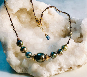 6 + 1 Tahitian Pearl Necklace