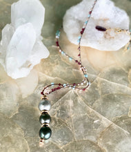 Load image into Gallery viewer, Large Tahitian Pearl Necklace